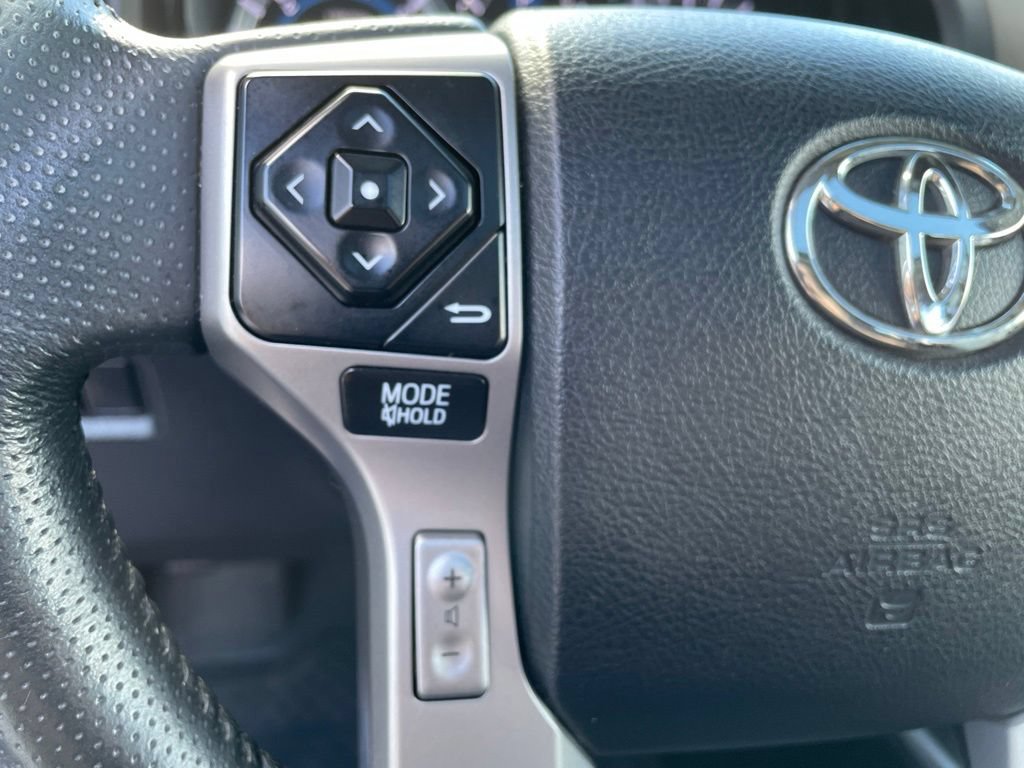 Used 2018 Toyota 4Runner SR5 Premium AWD/4WD image 21
