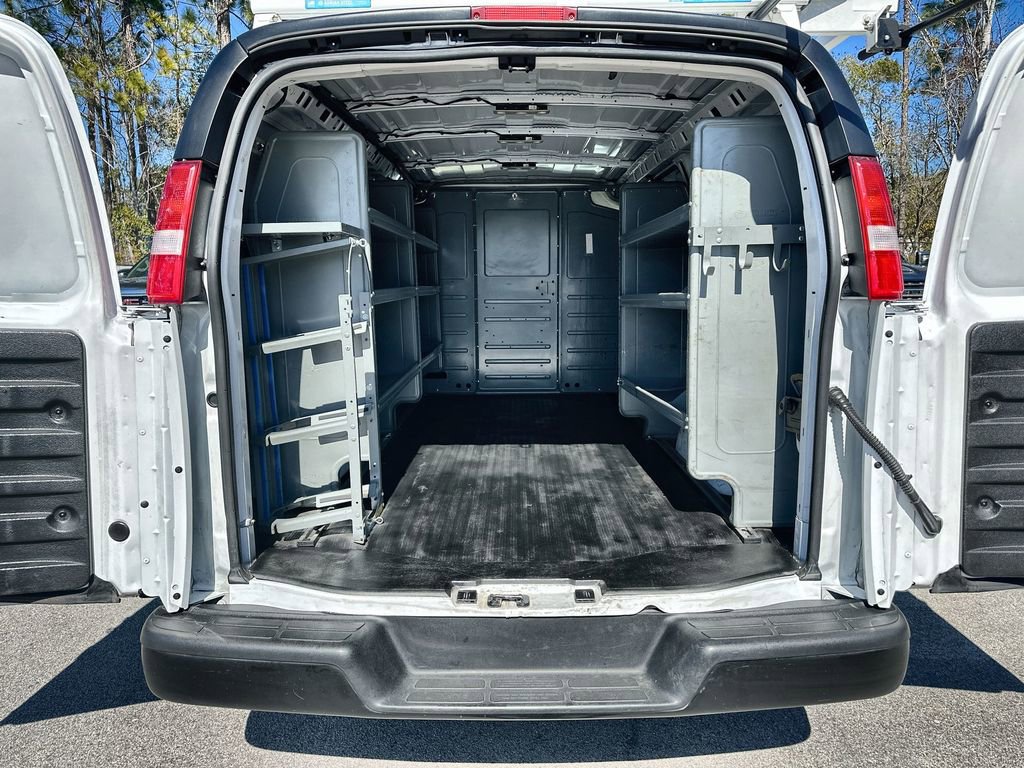 Certified 2023 GMC Savana 2500 w/ Driver Convenience Package image 24
