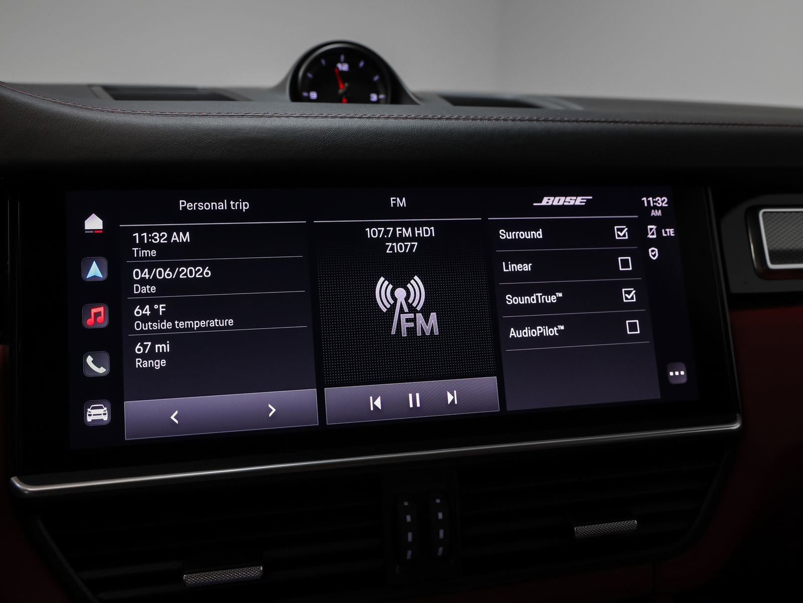 Used 2023 Porsche Cayenne S Platinum image 37