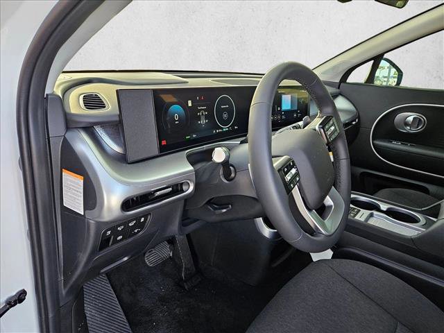 New 2026 Hyundai Ioniq 9 SE image 3