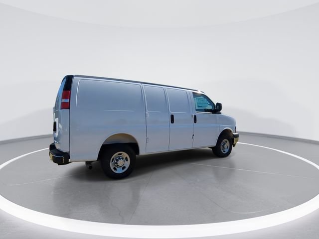 New 2025 Chevrolet Express 2500 Work Van w/ Driver Convenience Package image 9
