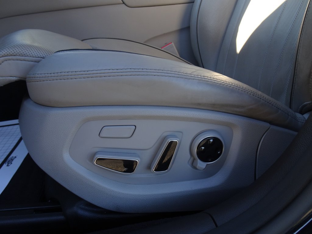Used 2015 Hyundai Genesis 3.8 w/ Option Group 03 AWD/4WD image 11