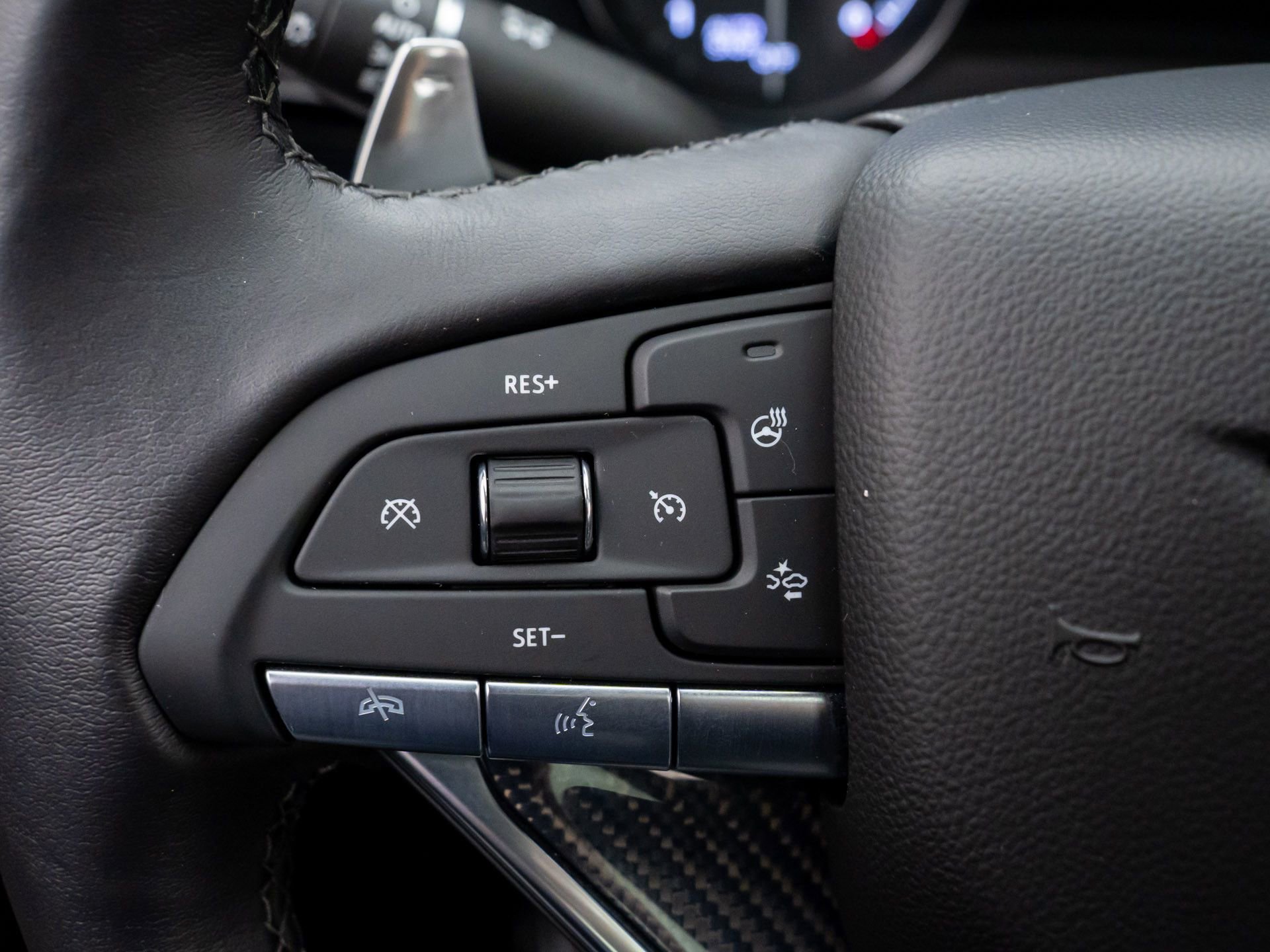 Certified 2024 Cadillac XT6 Sport w/ Technology Package image 25