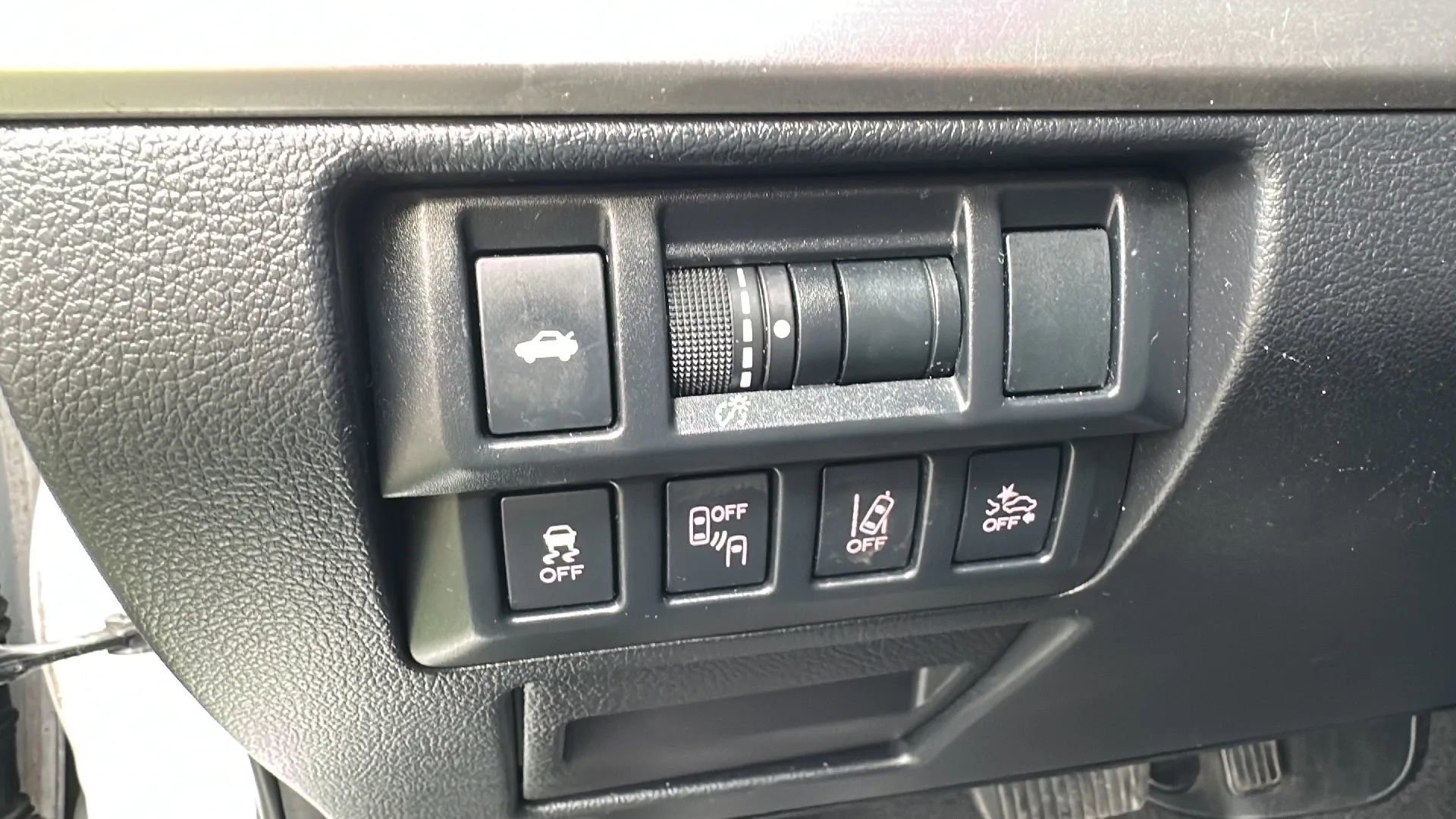 Used 2018 Subaru Legacy 2.5i Premium image 43