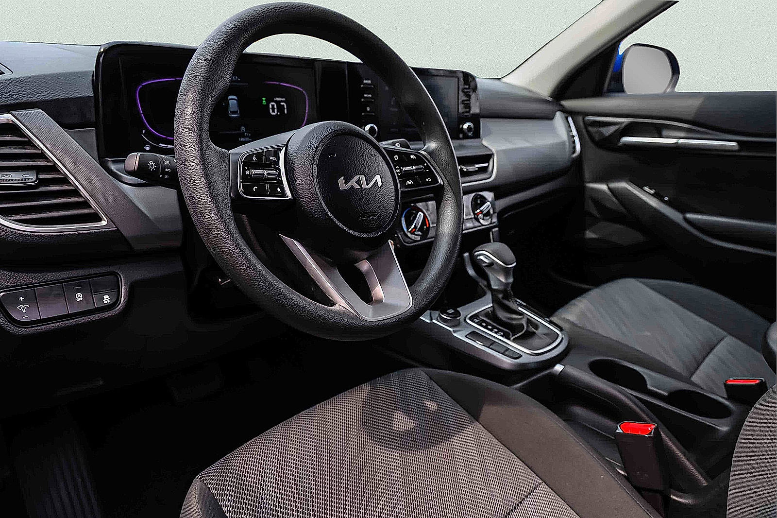 Certified 2024 Kia Seltos LX AWD/4WD image 8