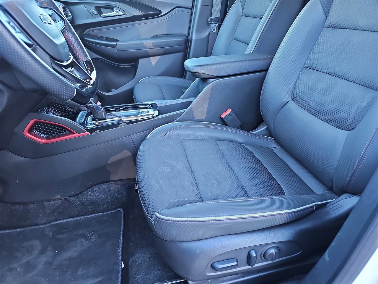 Certified 2023 Chevrolet TrailBlazer RS w/ Convenience Package image 15