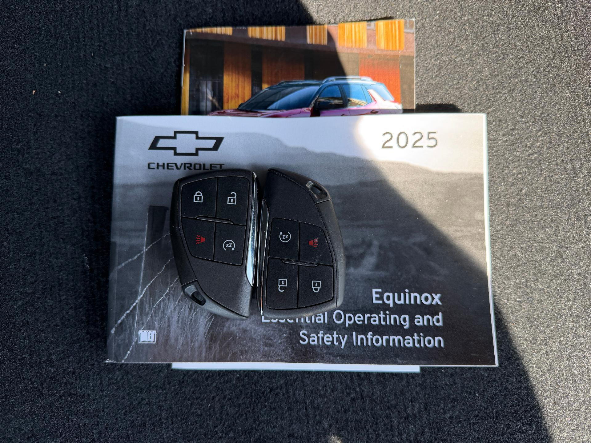 Used 2025 Chevrolet Equinox LT image 31