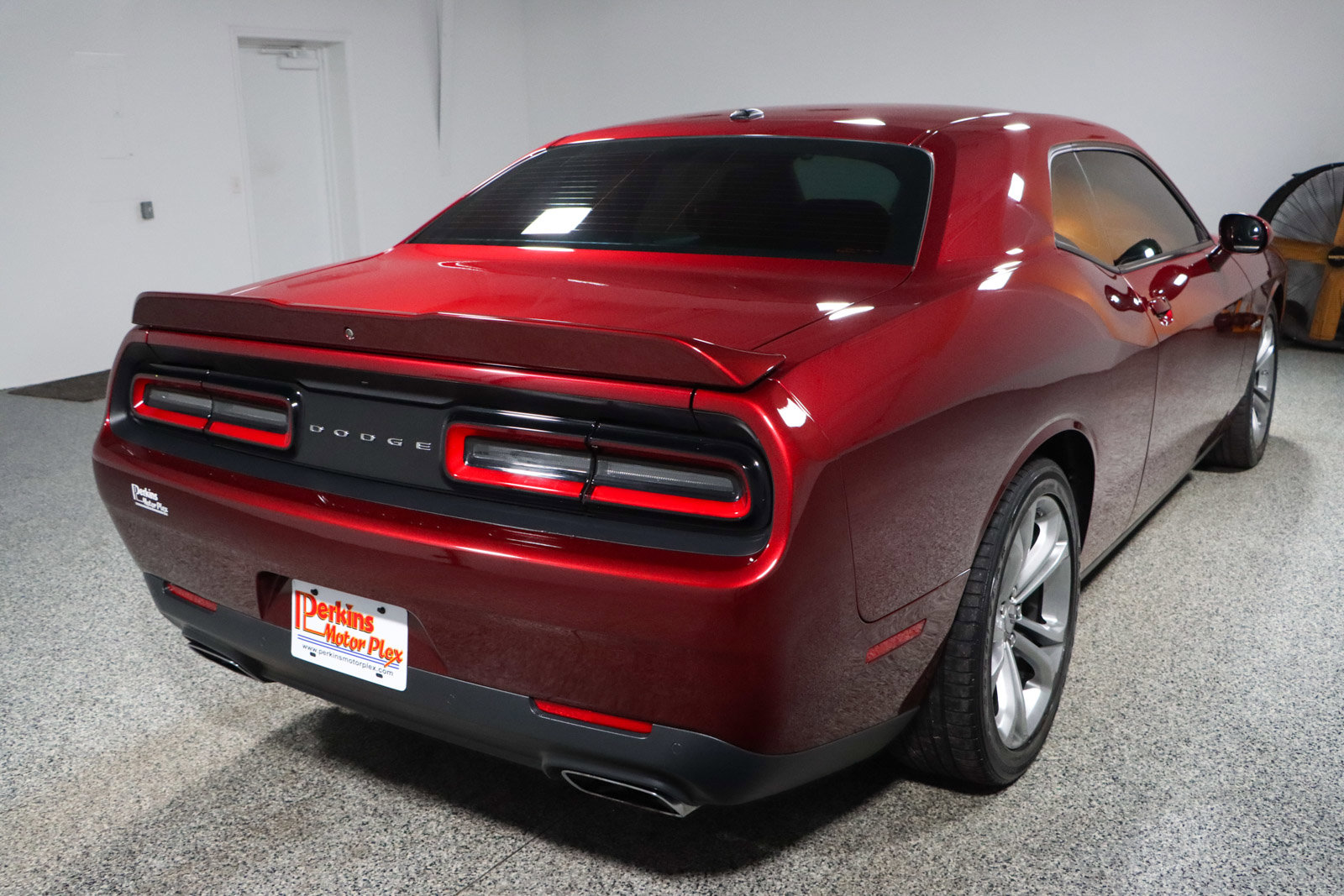 Used 2022 Dodge Challenger R/T image 7