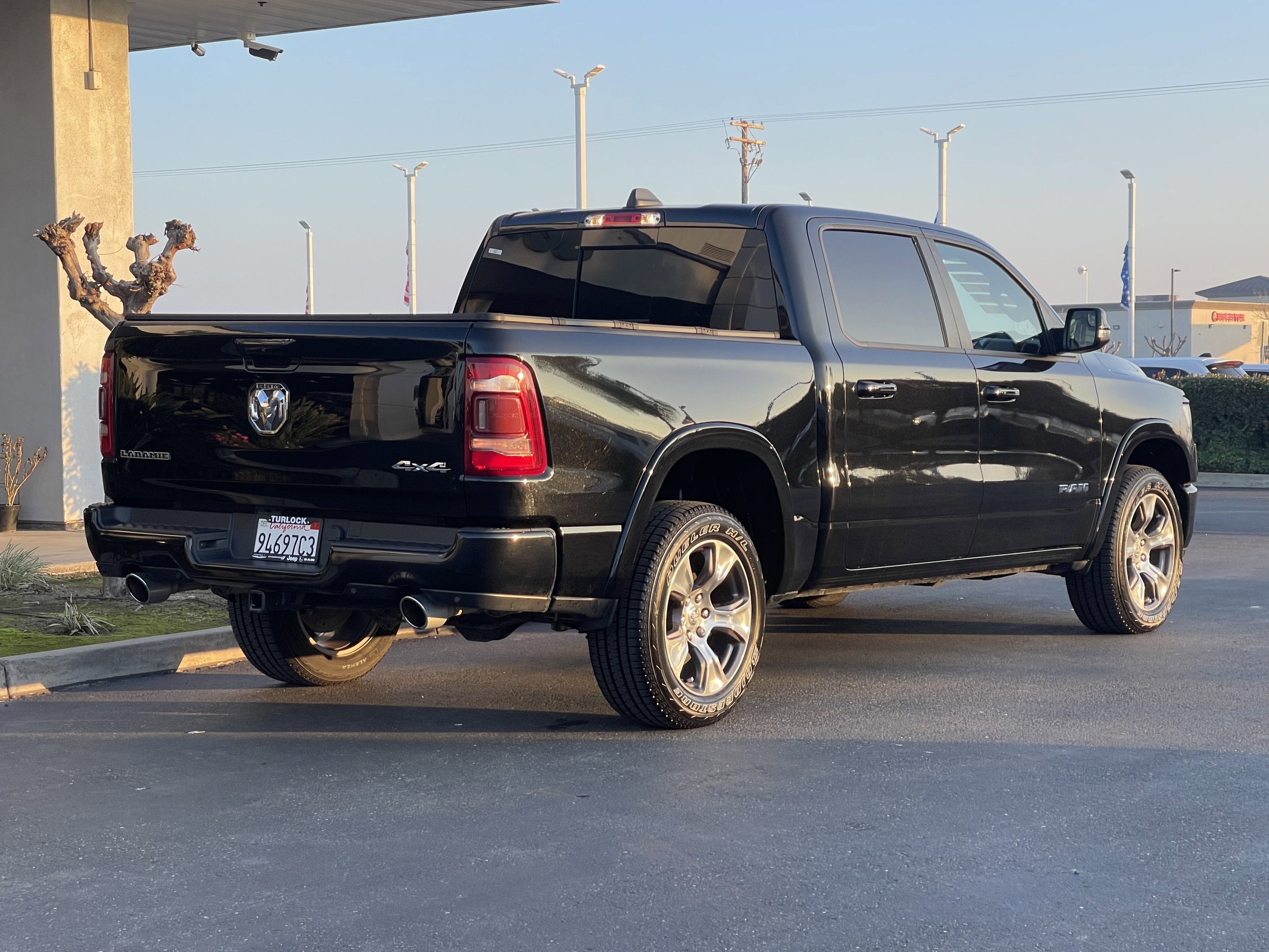 Used 2021 RAM 1500 Laramie w/ Sport Appearance Package image 7