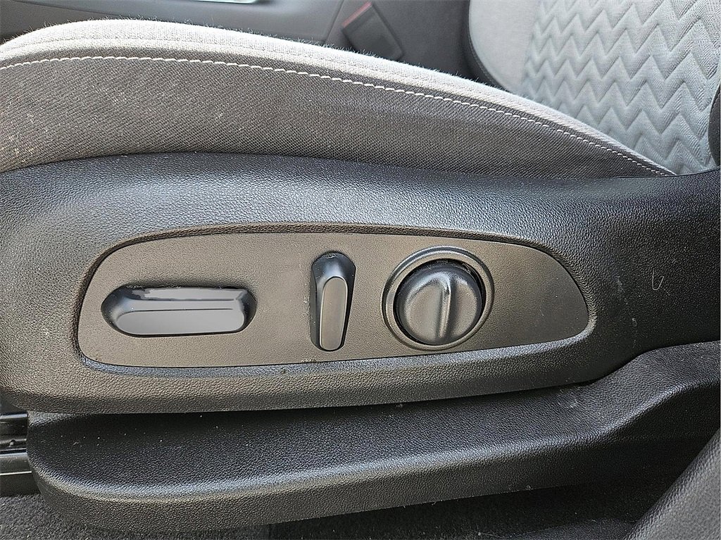 Used 2022 Chevrolet Equinox LT image 15