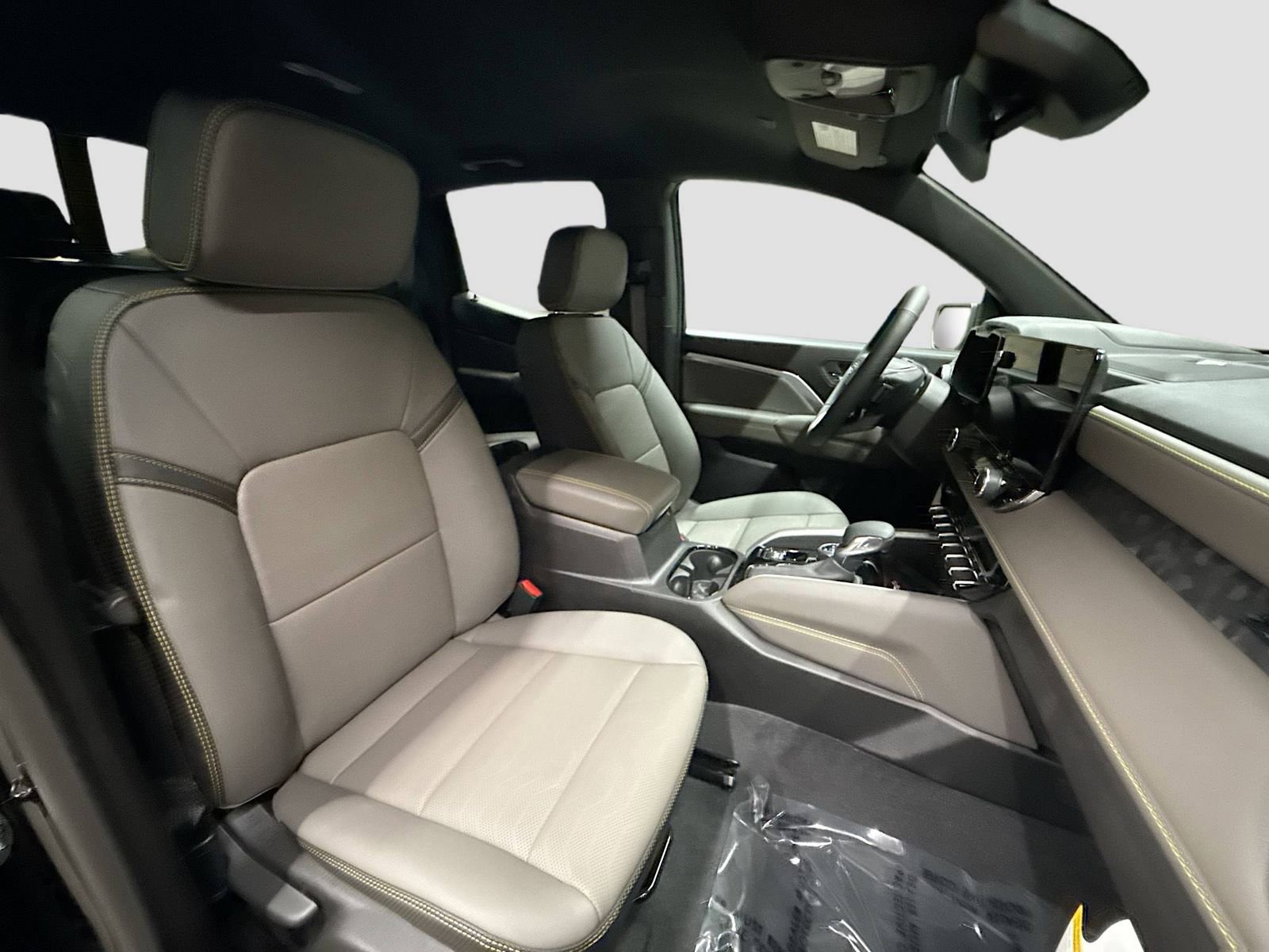 New 2025 Chevrolet Colorado ZR2 w/ Midnight Edition image 34