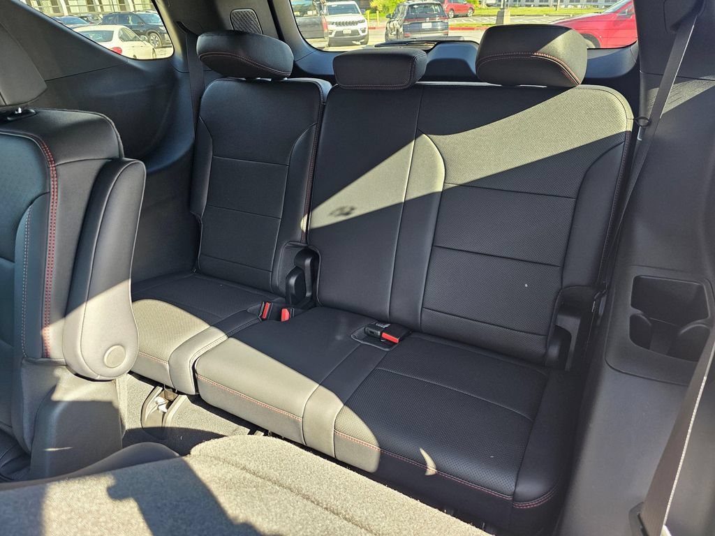 New 2026 Chevrolet Traverse RS AWD/4WD image 18