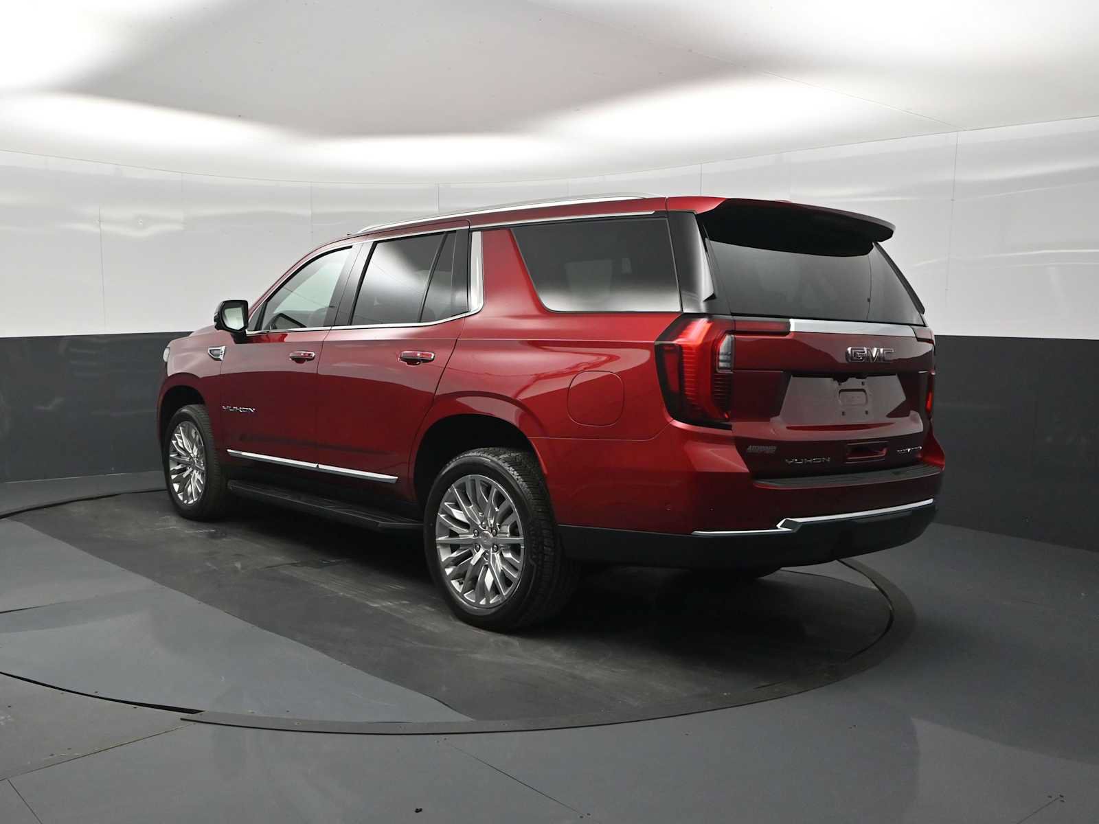 New 2026 GMC Yukon Elevation AWD/4WD image 6