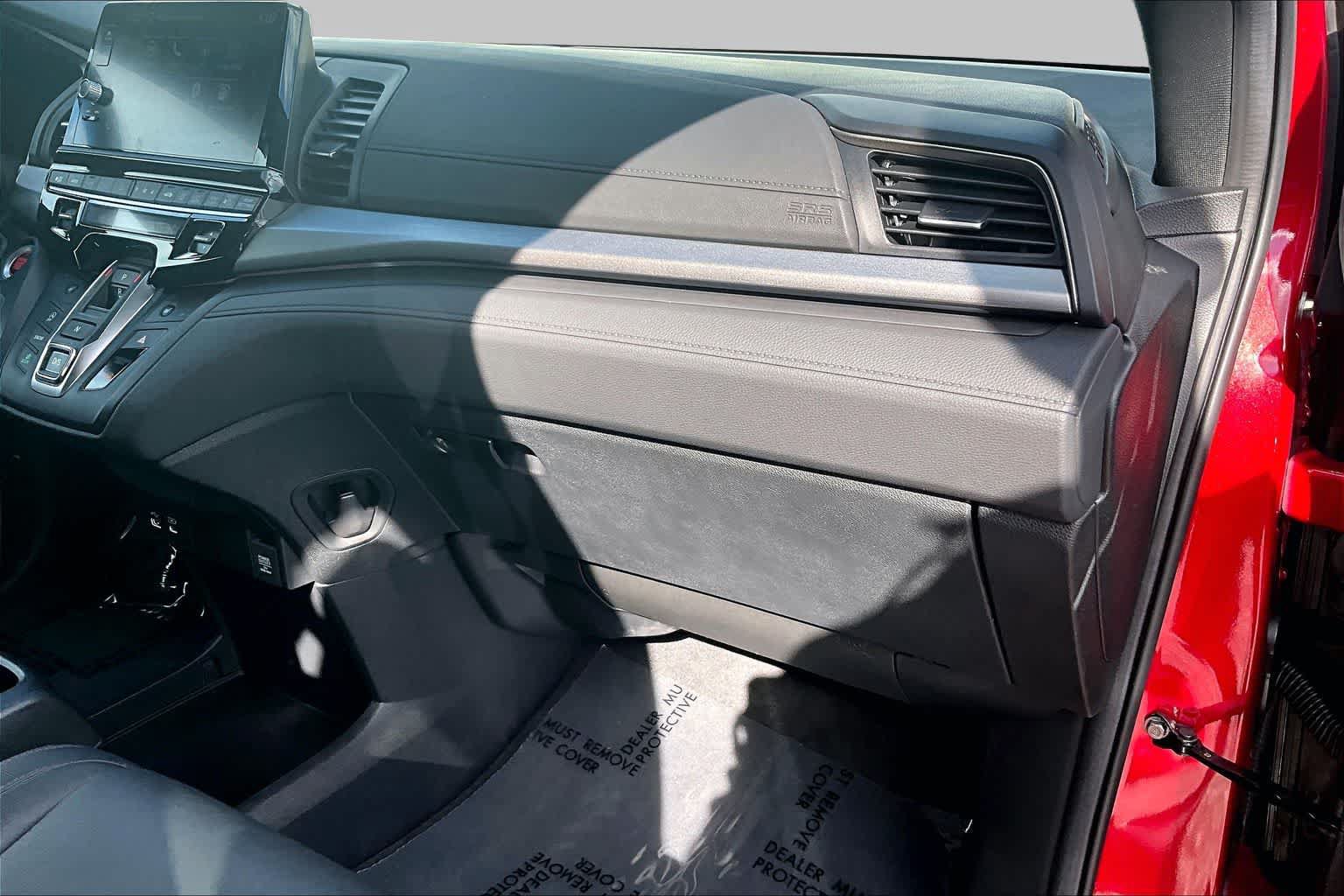 Certified 2026 Honda Odyssey Sport-L image 17