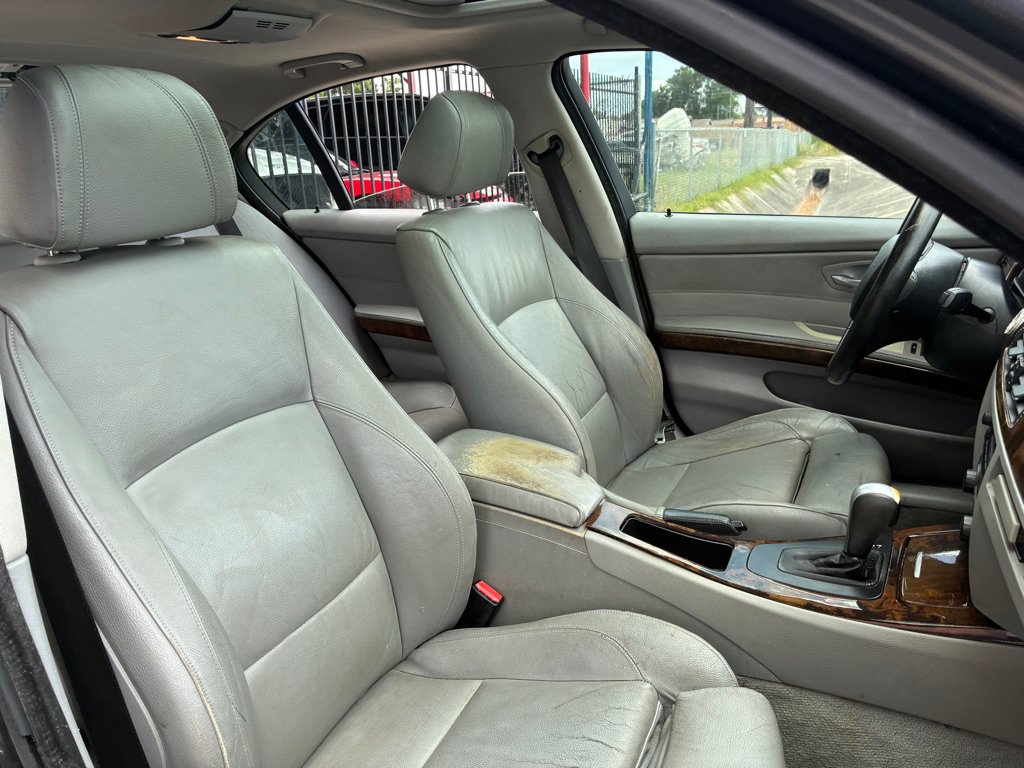 Used 2006 BMW 325i Sedan RWD image 22