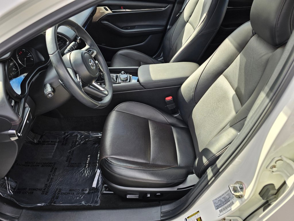 Used 2019 MAZDA MAZDA3 AWD Hatchback w/ Premium Pkg image 22