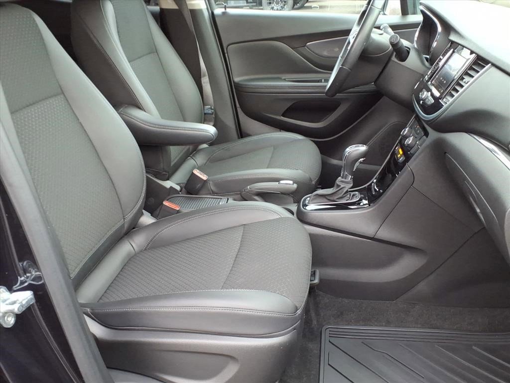 Certified 2022 Buick Encore Preferred w/ Safety Package image 7
