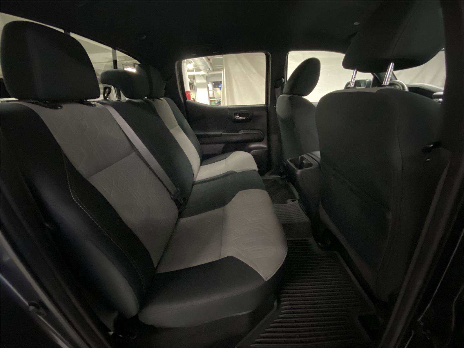 Used 2023 Toyota Tacoma TRD Off-Road w/ Black Out Package (TMS) AWD/4WD image 27