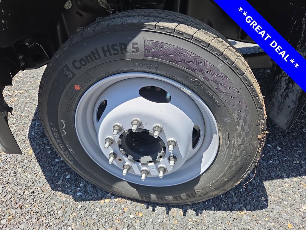 New 2024 Ford F450 XL image 28