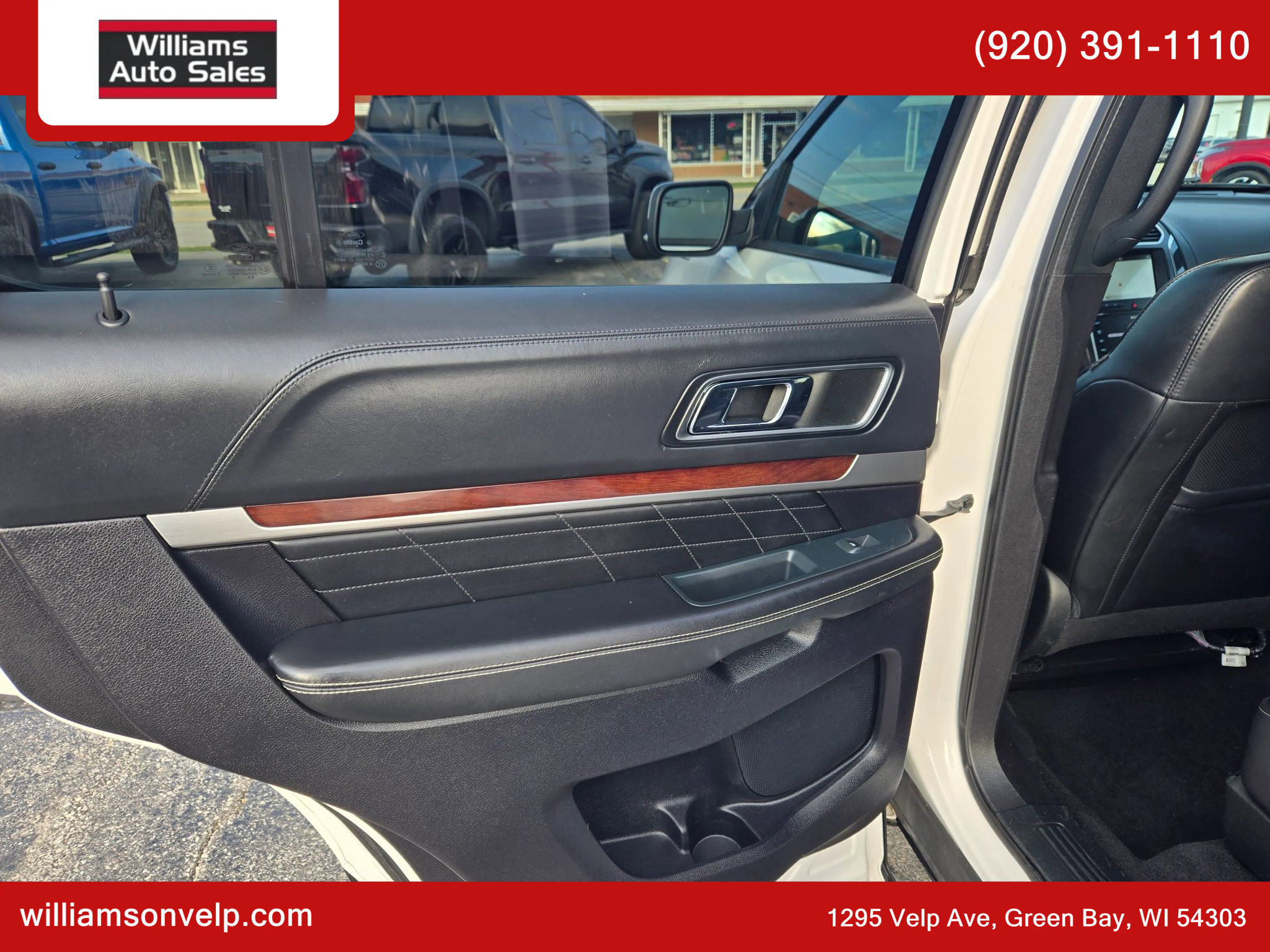 Used 2019 Ford Explorer Platinum image 14