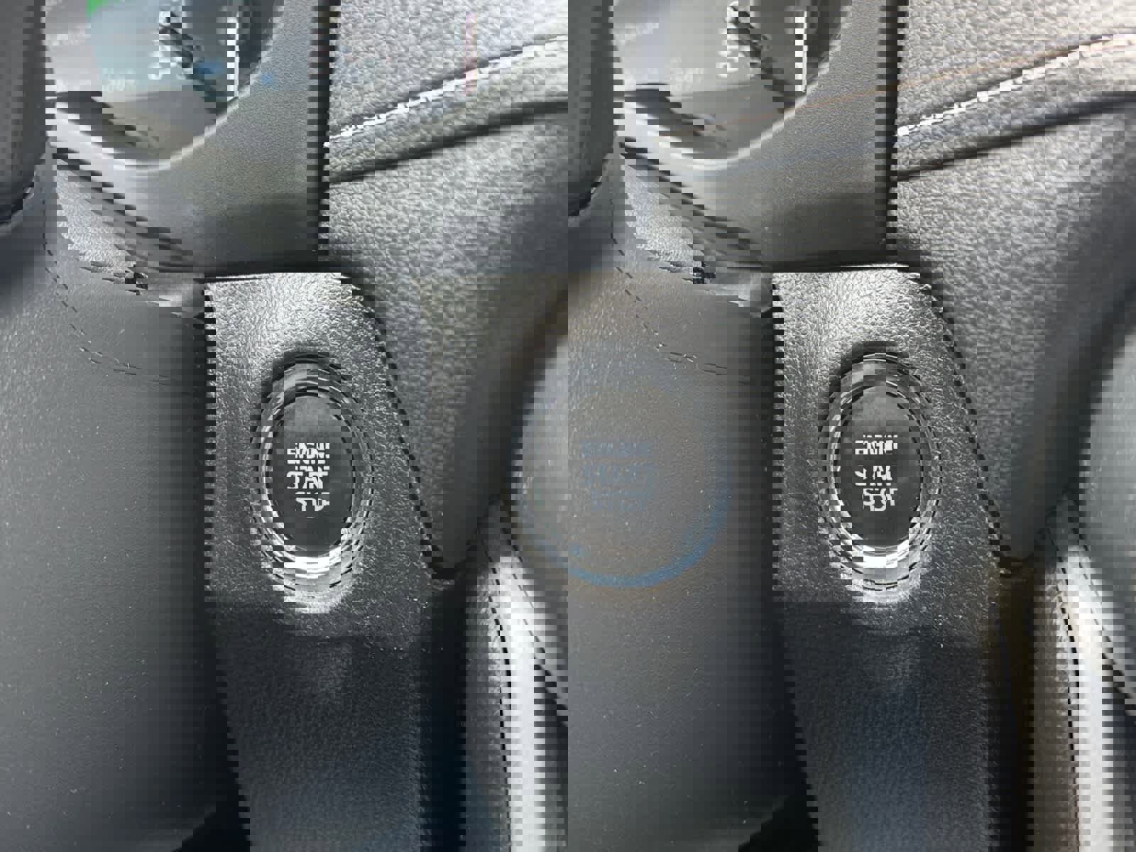 Used 2023 Toyota RAV4 XLE w/ Convenience Package image 6