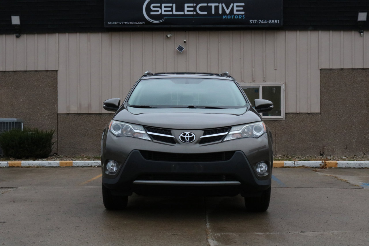 Used 2015 Toyota RAV4 XLE image 2