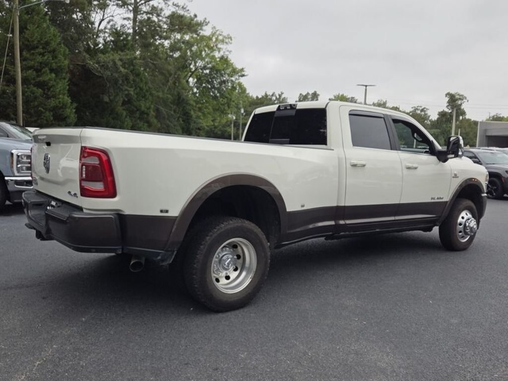 Used 2024 RAM 3500 Limited w/ Towing Technology Group AWD/4WD image 15