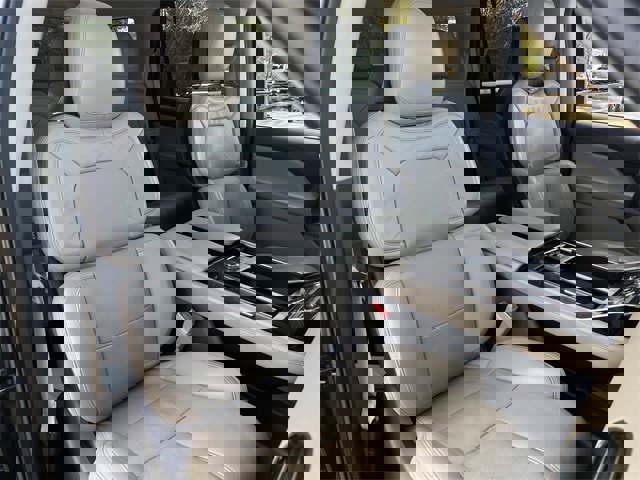 Used 2022 Lincoln Navigator Reserve image 30