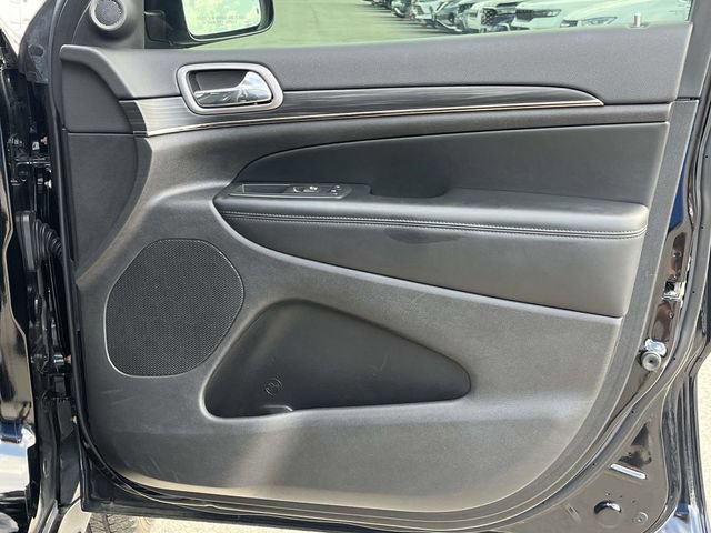 Used 2020 Jeep Grand Cherokee Limited X AWD/4WD image 27