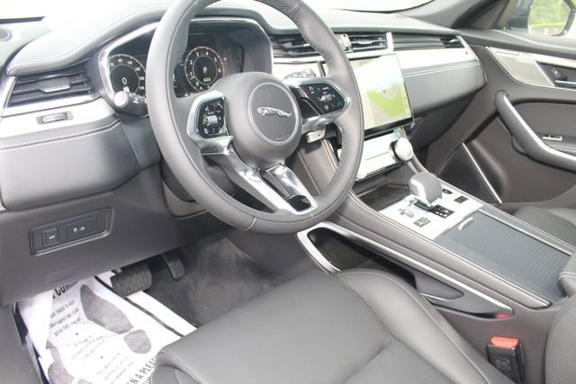 New 2026 Jaguar F-PACE R-Dynamic S image 14