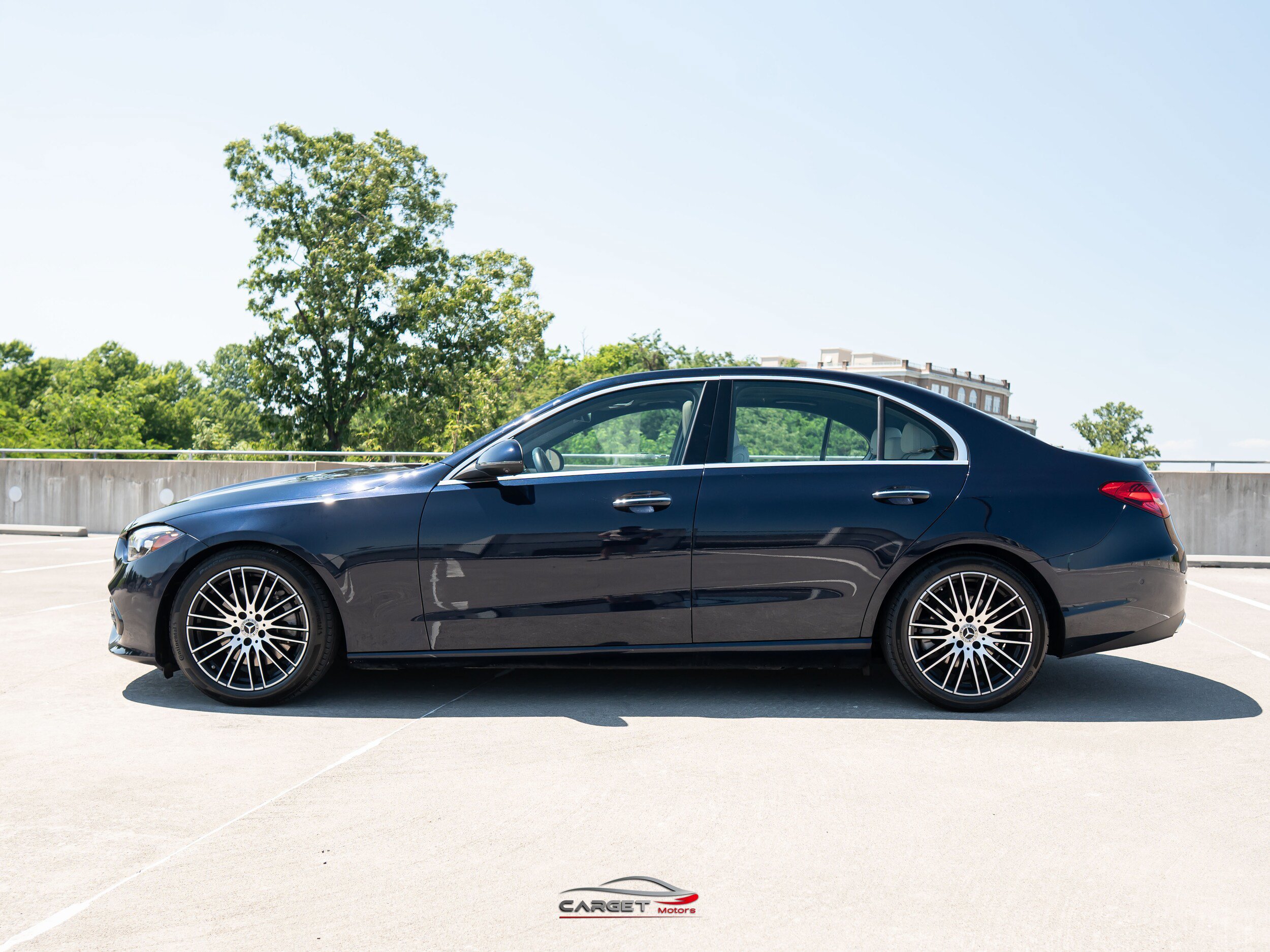Used 2022 Mercedes-Benz C 300 4MATIC Sedan w/ Exclusive Trim Package image 4