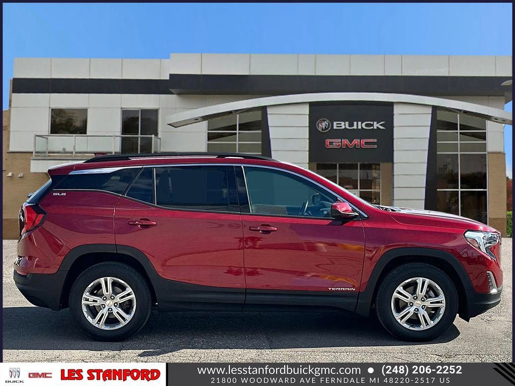 Used 2018 GMC Terrain SLE w/ Driver Convenience Package FWD image 7