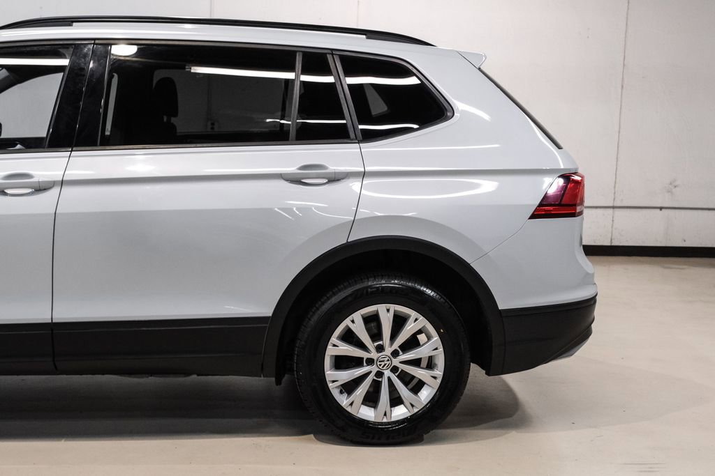 Used 2018 Volkswagen Tiguan S image 13
