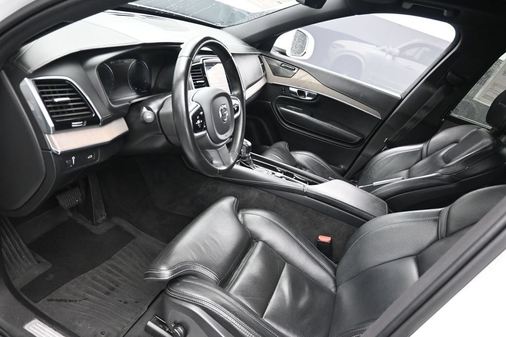 Used 2020 Volvo XC90 T6 Inscription w/ Protection Package Premier AWD/4WD image 17