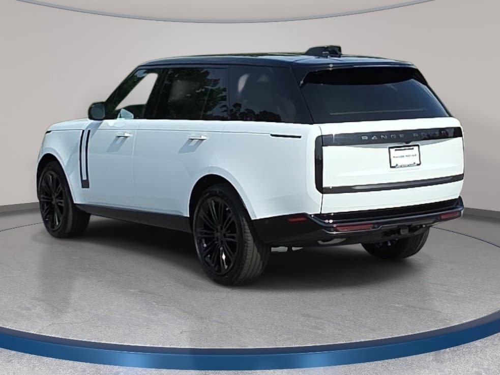 New 2026 Land Rover Range Rover Long Wheelbase SE AWD/4WD image 7