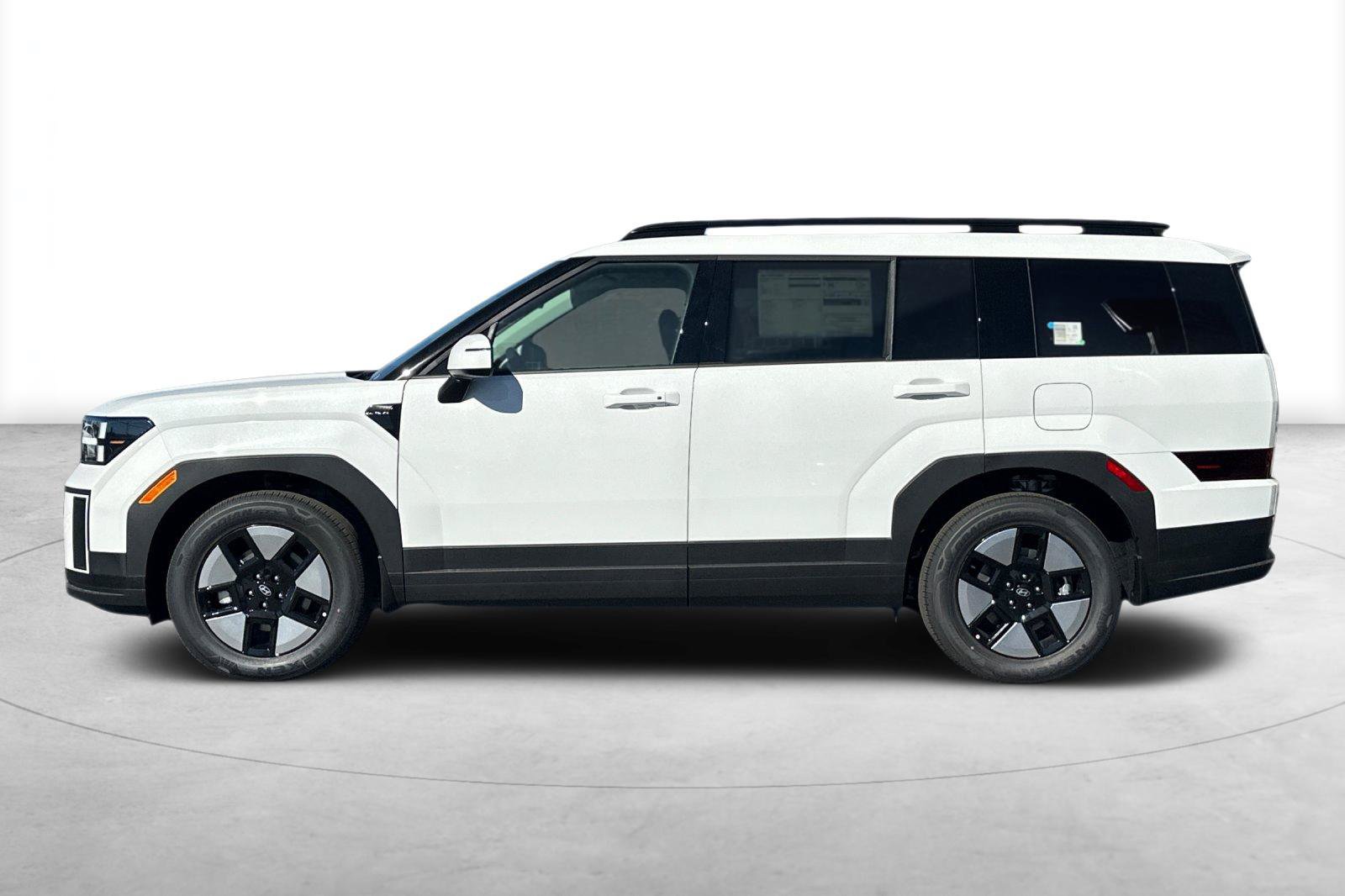 New 2027 Hyundai Santa Fe SEL FWD image 3