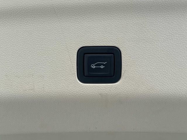 Certified 2024 Cadillac Escalade Sport Platinum RWD image 10
