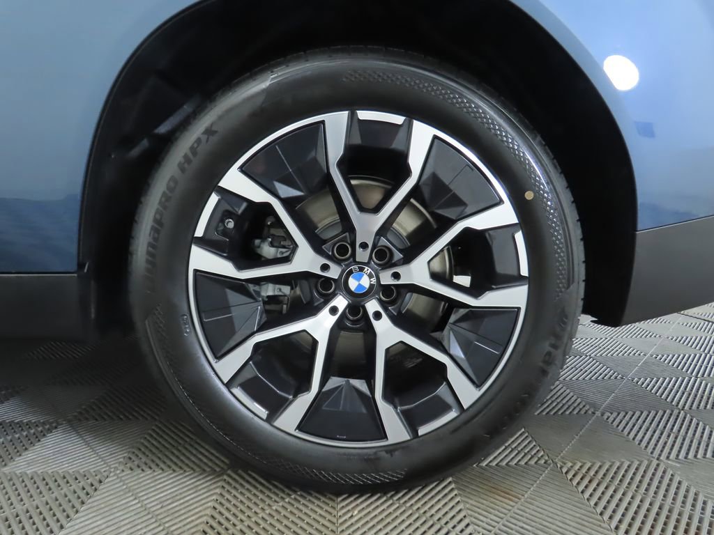 Certified 2025 BMW X3 xDrive30i w/ Convenience Package image 32