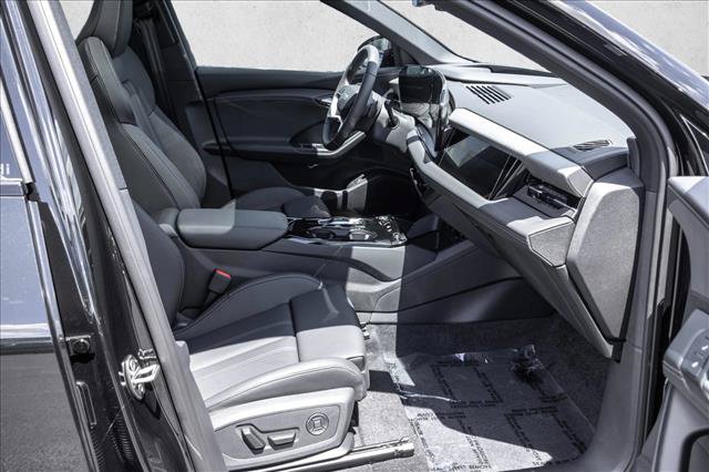 New 2027 Audi Q6 e-tron Prestige AWD/4WD image 25