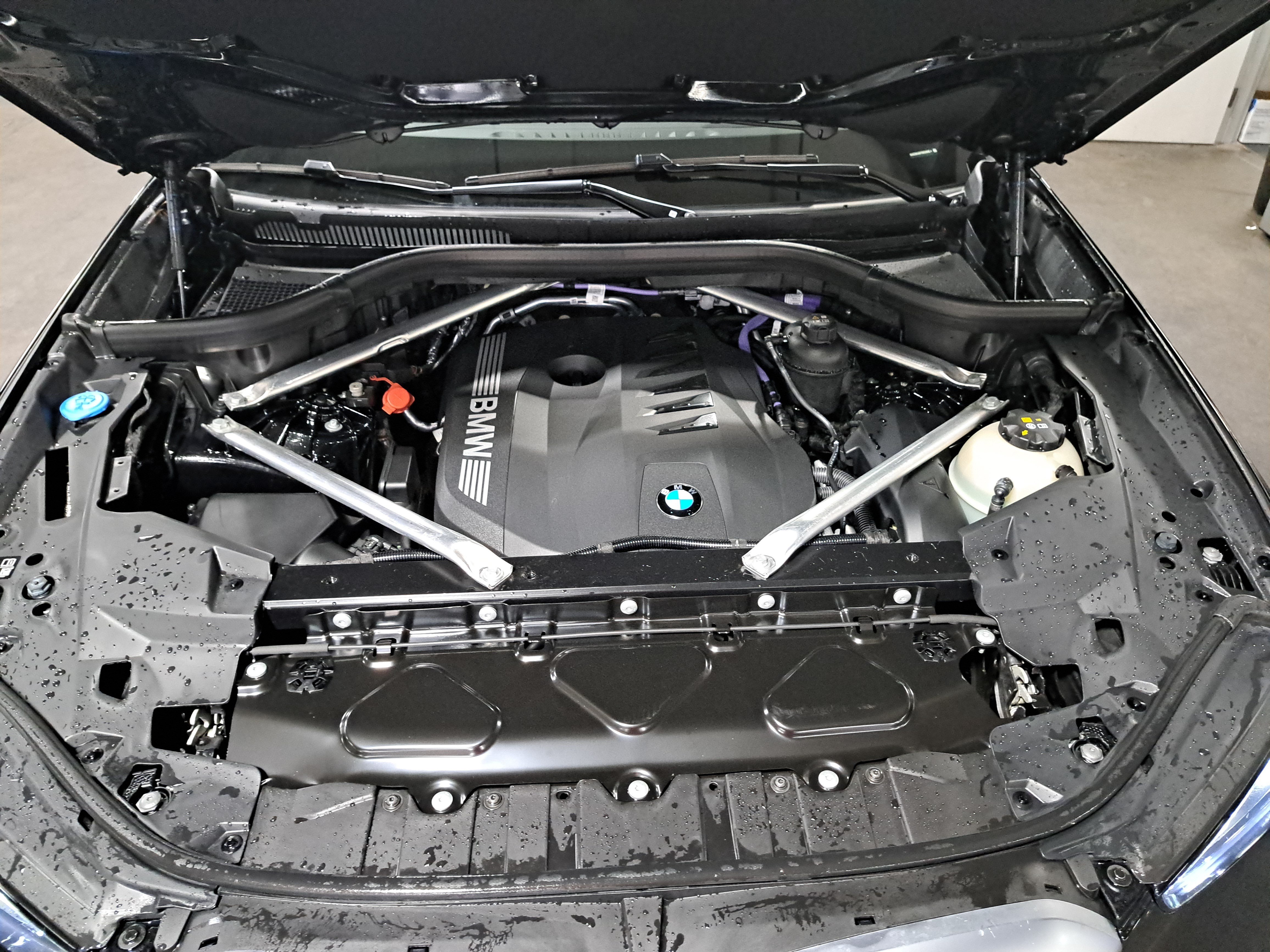 Certified 2026 BMW X5 xDrive40i w/ Climate Comfort Package AWD/4WD image 32