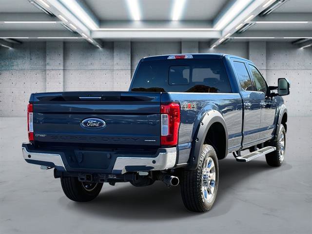 Used 2017 Ford F250 Lariat w/ Chrome Package image 3