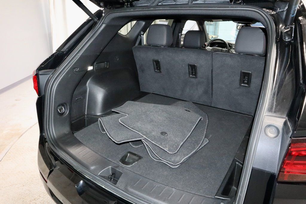 Used 2025 Chevrolet Blazer RS image 17