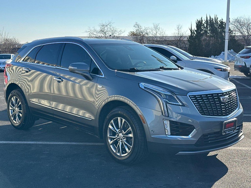 Used 2022 Cadillac XT5 Premium Luxury w/ Technology Package image 3