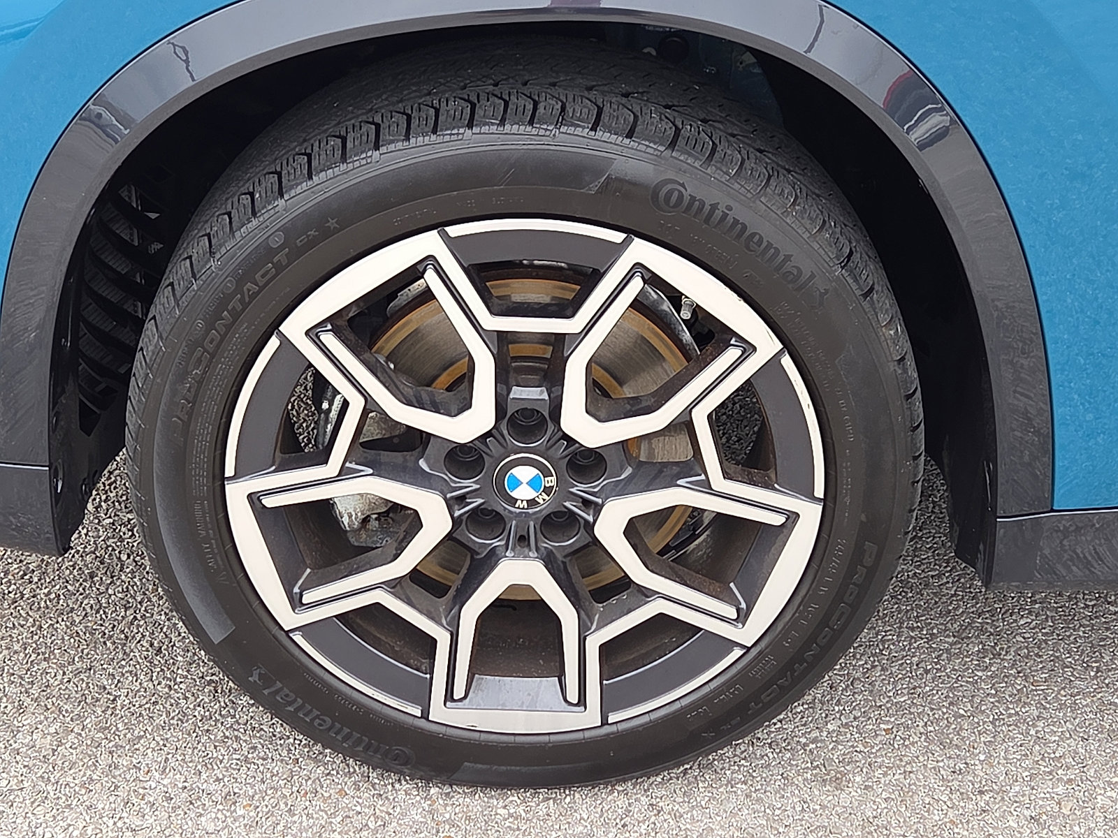 Used 2024 BMW X1 xDrive28i w/ Premium Package image 7