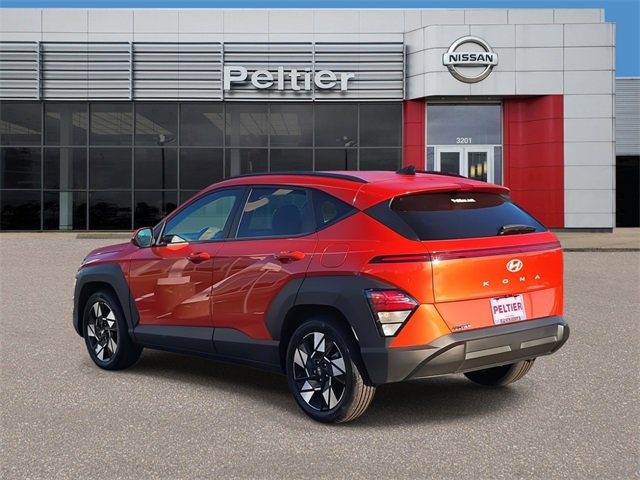 Used 2024 Hyundai Kona SEL image 4