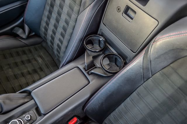 Used 2017 FIAT 124 Spider Abarth image 37