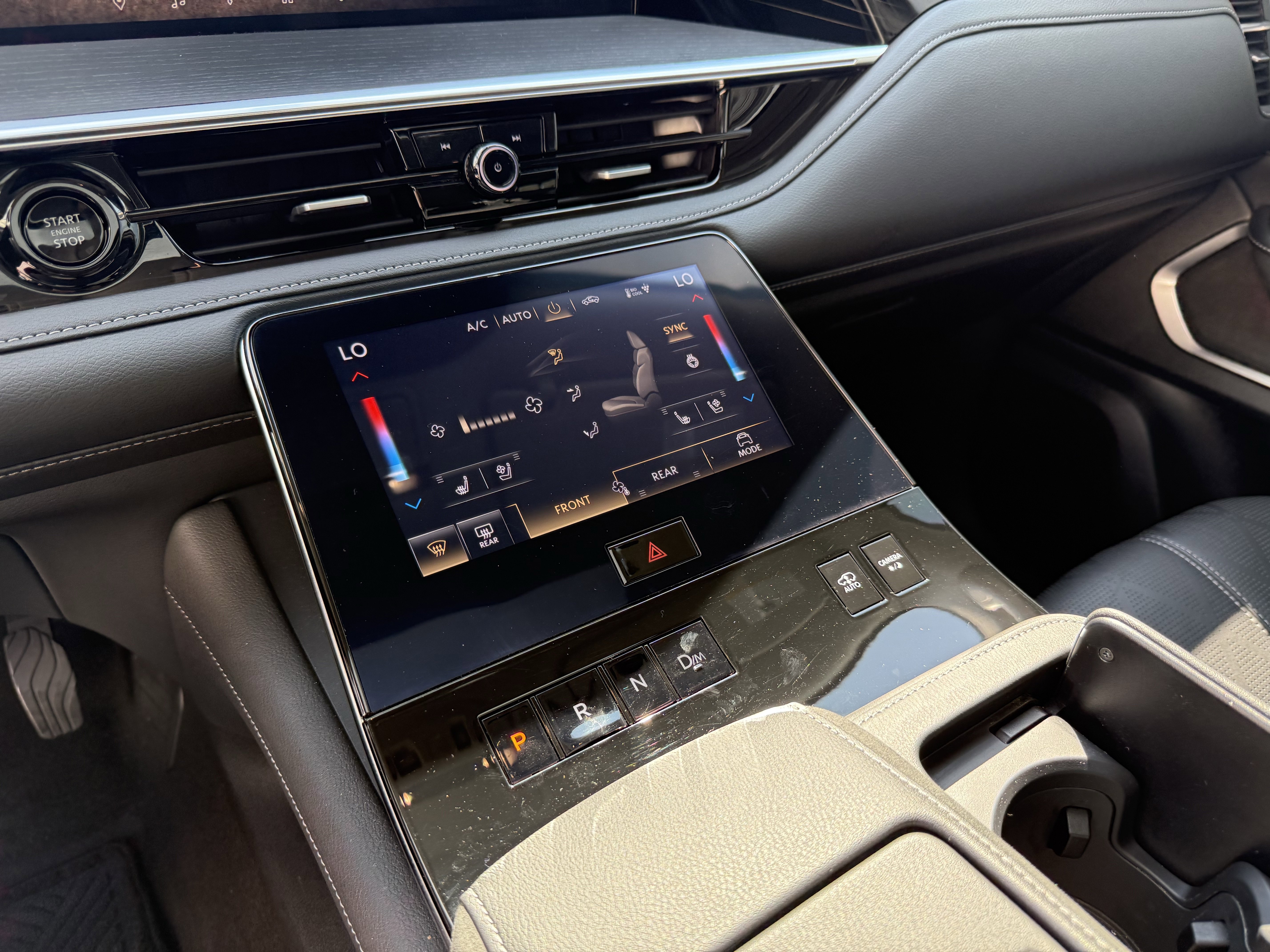 Certified 2025 INFINITI QX80 Sensory image 26