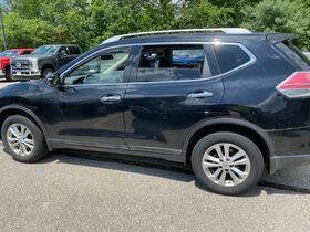 Used 2014 Nissan Rogue SV w/ SV Premium Package image 8