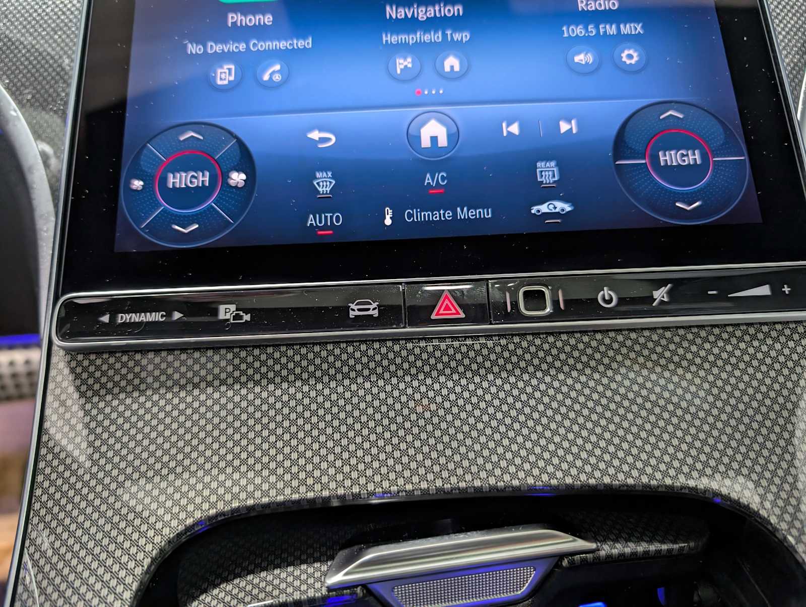 New 2026 Mercedes-Benz C 300 4MATIC Sedan image 27