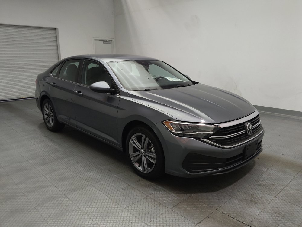 Used 2024 Volkswagen Jetta SE FWD image 13